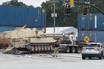 В США поезд протаранил грузовик с артиллерийской установкой
