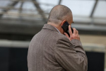В МВД раскрыли единственную причину для личного звонка полицейского россиянину