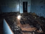 Неэксплуатируемое здание загорелось в Калужской области