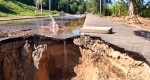 В Калуге остановили разрастание провала на набережной Яченки