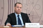 Медведев заявил о приготовленной Западом «мышеловке» для Армении