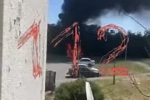 Полыхающая машина начштаба российской воинской части попала на видео