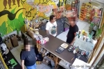 В российском городе мужчина сделал замечание из-за чиха и получил удар в шею ножом