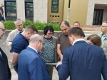 На стройку калужского ТЮЗа с очередной инспекцией прибыли чиновники