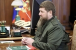 «В таком случае он лишится головы». Кадыров пригрозил кровной местью семьям террористов после атаки на Дагестан