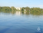 В Кирове Калужской области водолазы выловили из озера тело