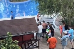 Забег туристов до шезлонгов в отеле популярного курорта Европы попал на видео