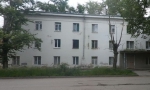 В Калуге демонтируют не расселенный до конца дом с жильцами внутри