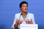 На Западе назвали ответственного за сокращение помощи Украине политика