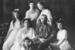 «Пули рикошетили от бриллиантов». Обнародованы новые подробности расстрела царской семьи