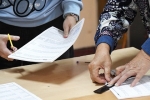 Победу на выборах в пяти российских регионах одержали действующие губернаторы