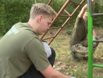 Калужские активисты приводят в порядок детские площадки