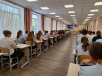 Молодежь Калужской области на встречах в рамках трека Знание.Герои узнала о современных защитниках и поучаствовала в мастер-классах по беспилотной подготовке