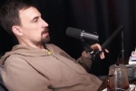 Популярный российский комик рассказал о слепоте на один глаз