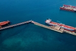 Танкер с нефтью и химикатами загорелся в Балтийском море
