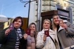 Большая очередь образовалась около молдавского посольства в Москве
