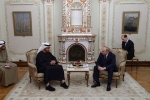 Путин принял президента ОАЭ у себя дома. Песков объяснил такое решение доверительными отношениями между главами стран
