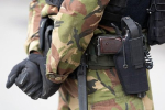 Силовики обезвредили угрожавшего взорвать боевую гранату россиянина