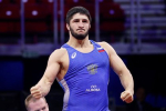 Недопущенный до Игр-2024 российский борец победил чемпиона ОИ на мировом первенстве