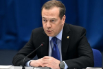 Медведев назвал призывом к госперевороту слова президента Грузии