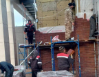 Стройкам ТЮЗа и поликлиники на Правобережье добавят рабочих рук