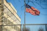 Посольство США в Киеве закрылось после сообщений о массированной воздушной атаке