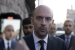 Во Франции главу МИД обвинили в предательстве после его слов о поддержке Украины