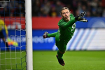 УЕФА включил сейв Сафонова в матче Лиги чемпионов в число лучших спасений игрового дня