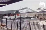 Разорвавший на куски дом с россиянкой и тремя детьми внутри взрыв сняли на видео