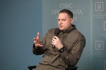 Депутат Рады назвал крайне неудачной поездку главы офиса Зеленского в США