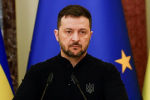 Военкор заявил об очереди из доносчиков в США на команду Зеленского