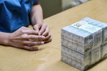 В России пенсионерка смогла спасти внучку от похитивших у нее миллионы аферистов