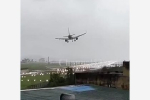 Опасная посадка пассажирского самолета во время циклона попала на видео