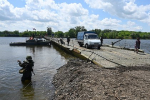 Российские военные установили понтонный мост в Курской области