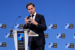 Генсек НАТО предложил Украине отложить любые мирные переговоры с Россией