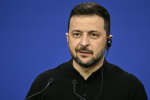 Зеленский подписал запрещающий переводить медиков на боевые должности указ