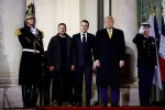 Зеленский обсудил с Трампом и Макроном заморозку боевых действий на Украине