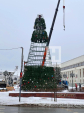 В Калуге установили 15 из 34 новогодних елок