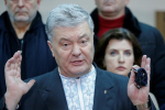 Порошенко пожаловался на редкое употребление слова «победа» украинской властью