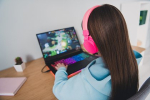 Мошенник из Roblox обманул российскую школьницу на 620 тысяч рублей