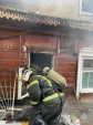 В Калуге сгорела квартира в деревянном доме