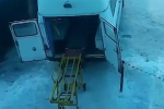 Сбежавший из больницы голый россиянин устроил погром в магазине и откусил нос кассиру