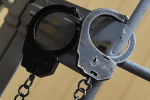 Суд арестовал напавшего на россиян в аэропорту Красноярска иностранца