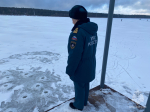 Рыбаков не остановило таяние льда на Яченском водохранилище