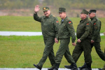 Лукашенко назвал шуткой слова о десяти «Орешниках» в Белоруссии