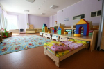 В России предложили отдать детям учителей приоритет на зачисление в школы и детсады