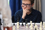14-летний россиянин обыграл Карлсена на турнире по онлайн-шахматам