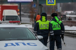 Вымогавших взятку у бойца СВО российских инспекторов ДПС уволили
