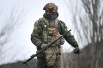 Российский военнослужащий рассказал о спасшем его подарке брата