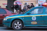 Прятавшегося два дня в автомобиле украинца доставили в военкомат